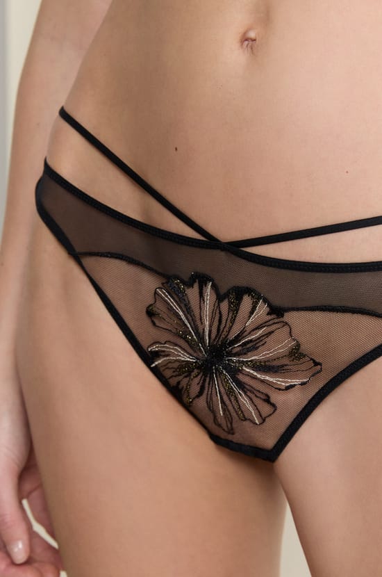 Tanga van tule;${refinementColor}