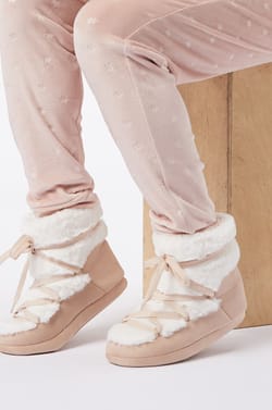 Ensembles de pyjamas imprim&eacute;s;${refinementColor}