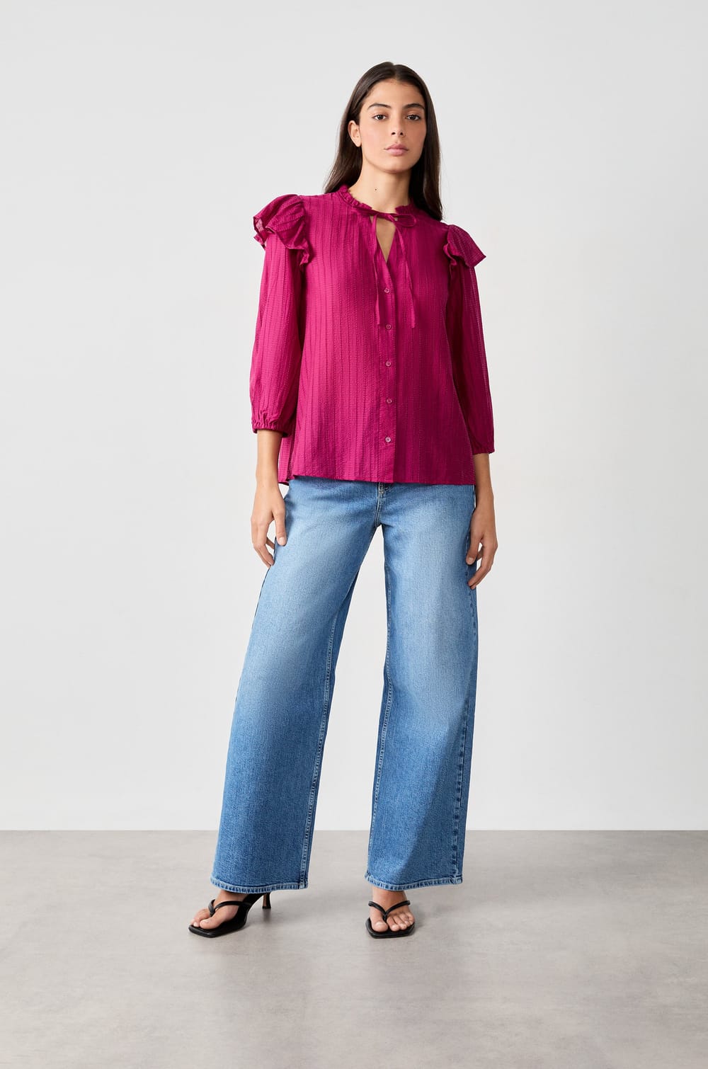 Long-sleeved shirt with ruffles;${refinementColor}
