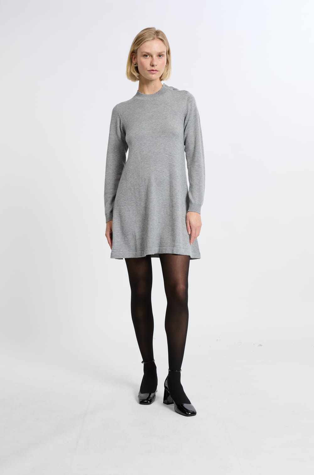 Robe à manches longues avec laine;${refinementColor}