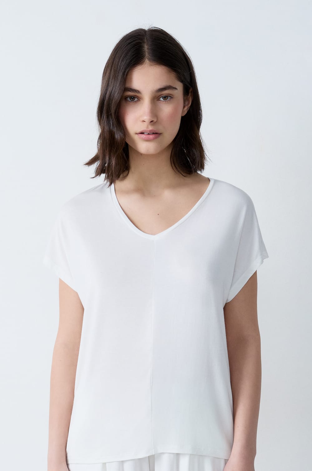 Top liso manga corta;${refinementColor}