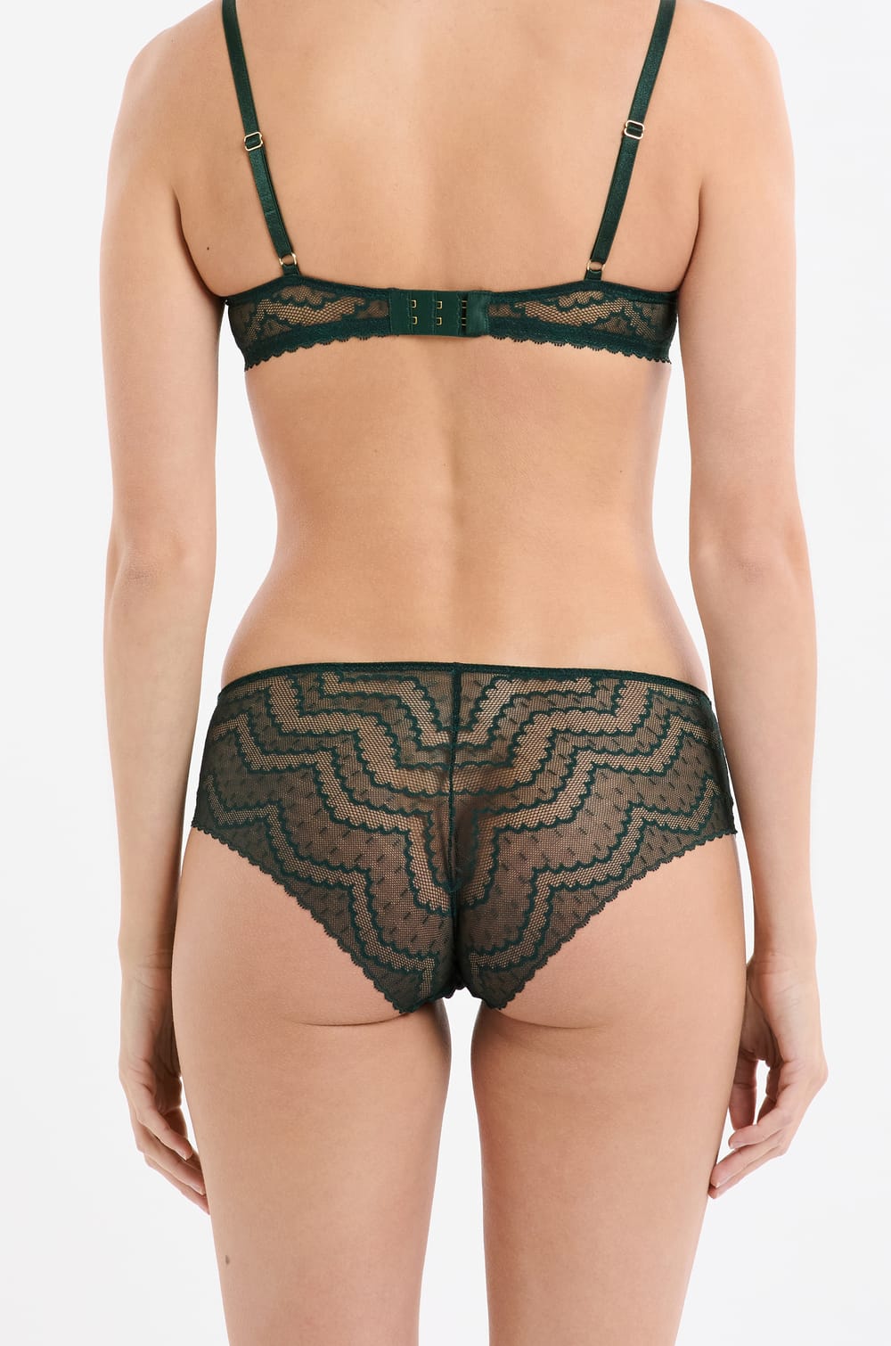 Shorty en dentelle;${refinementColor}