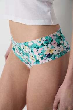 Seamless Microfiber Hipster With Print;${refinementColor}