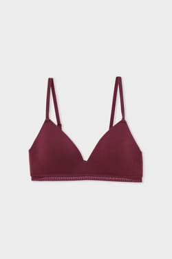 Wireless triangle bra with lightly lined cups in cotton;${refinementColor}