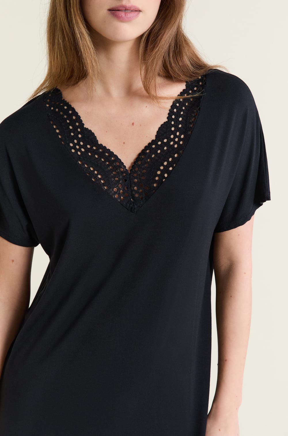 Modal nightshirt with lace neckline;${refinementColor}