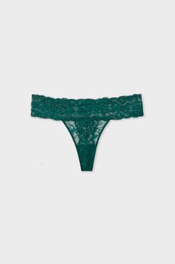 String en dentelle;${refinementColor}