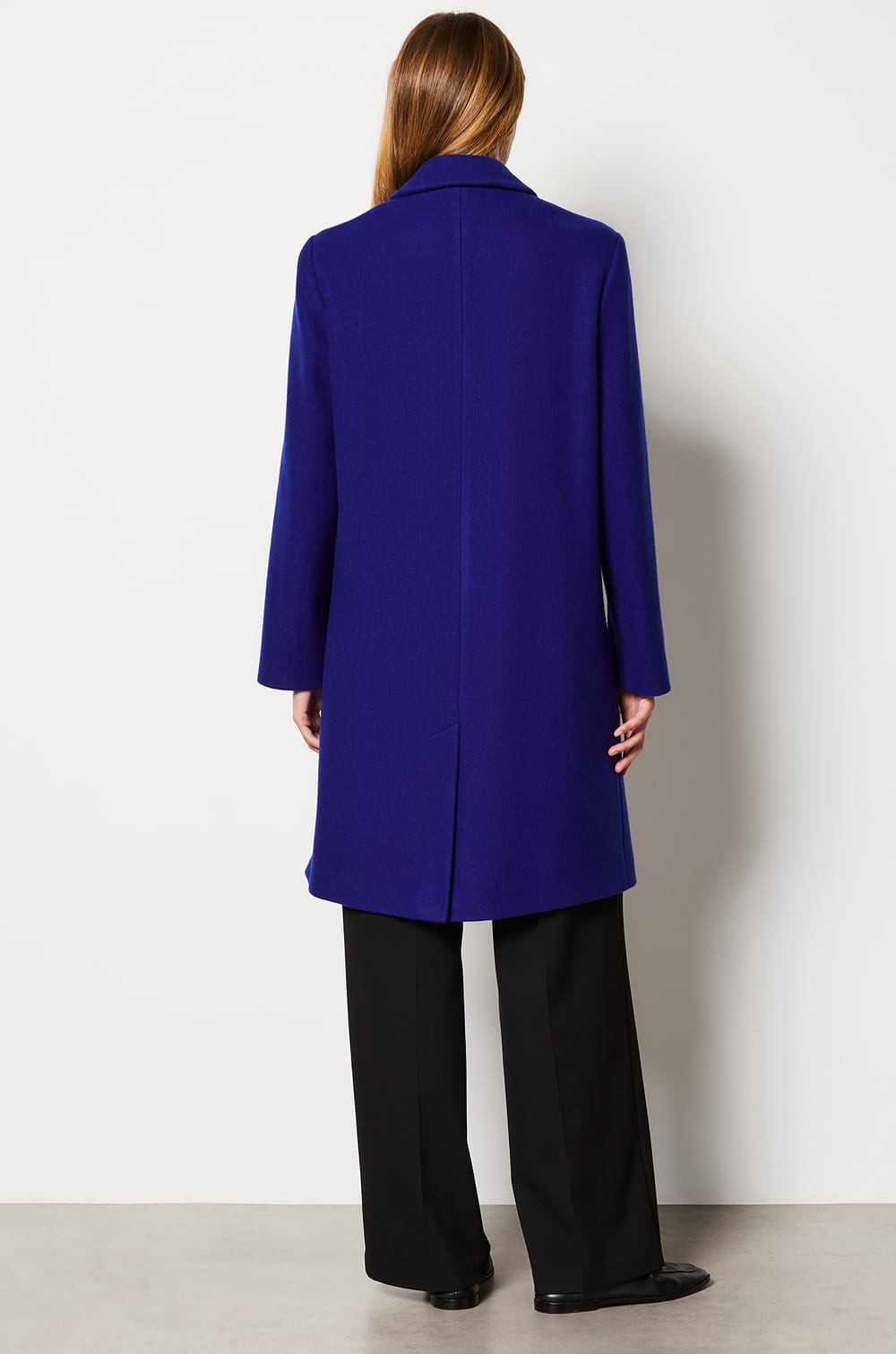 Manteau long boutonné avec laine;${refinementColor}