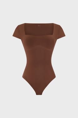 Body manches courtes avec pads amovibles;${refinementColor}