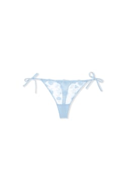 Tanga con lazada de tul bordado;${refinementColor}