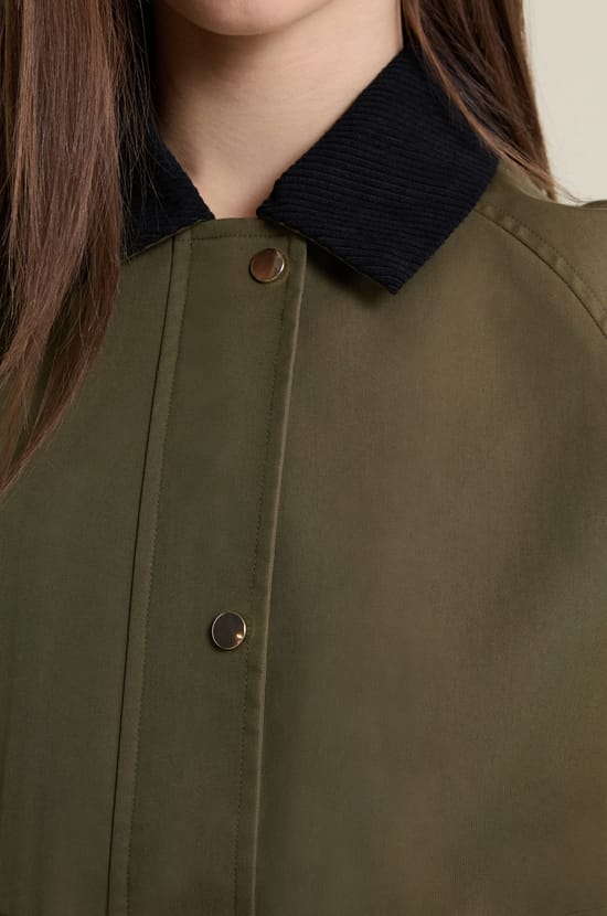 Veste courte &agrave; col velours;${refinementColor}