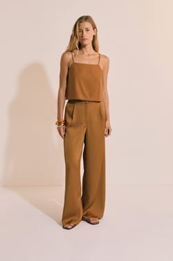 Top sans manches avec lin;${refinementColor}