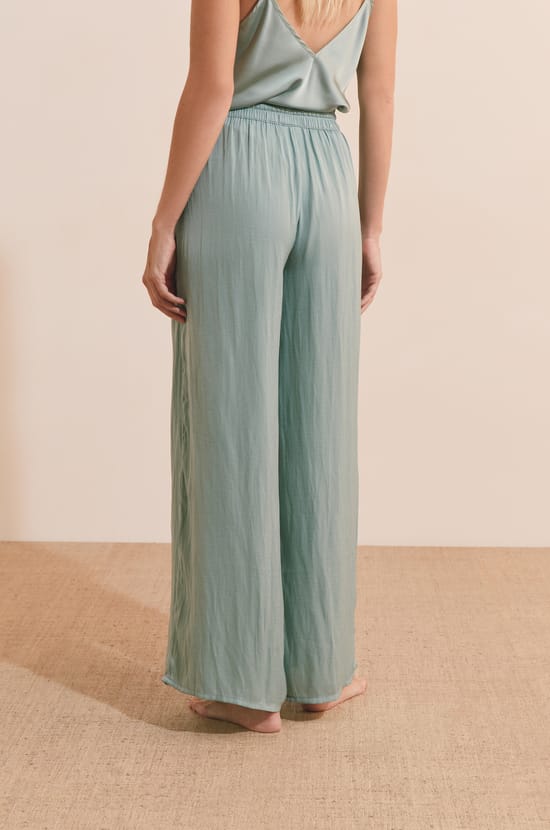 Pantalon satin&eacute; coupe large;${refinementColor}