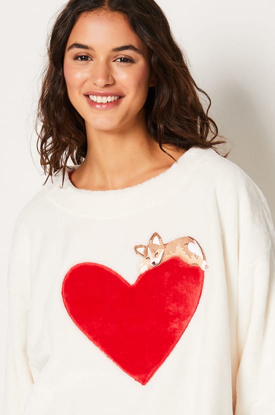 Sweat de pyjama polaire à cœurs Corgi;${refinementColor}