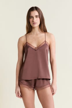 Caraco satin&eacute;;${refinementColor}