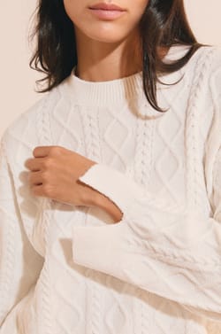 Pull en maille;${refinementColor}