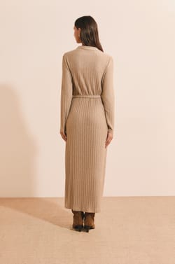 Robe longue &agrave; nouer;${refinementColor}