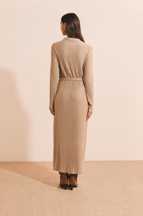 Robe longue &agrave; nouer;${refinementColor}