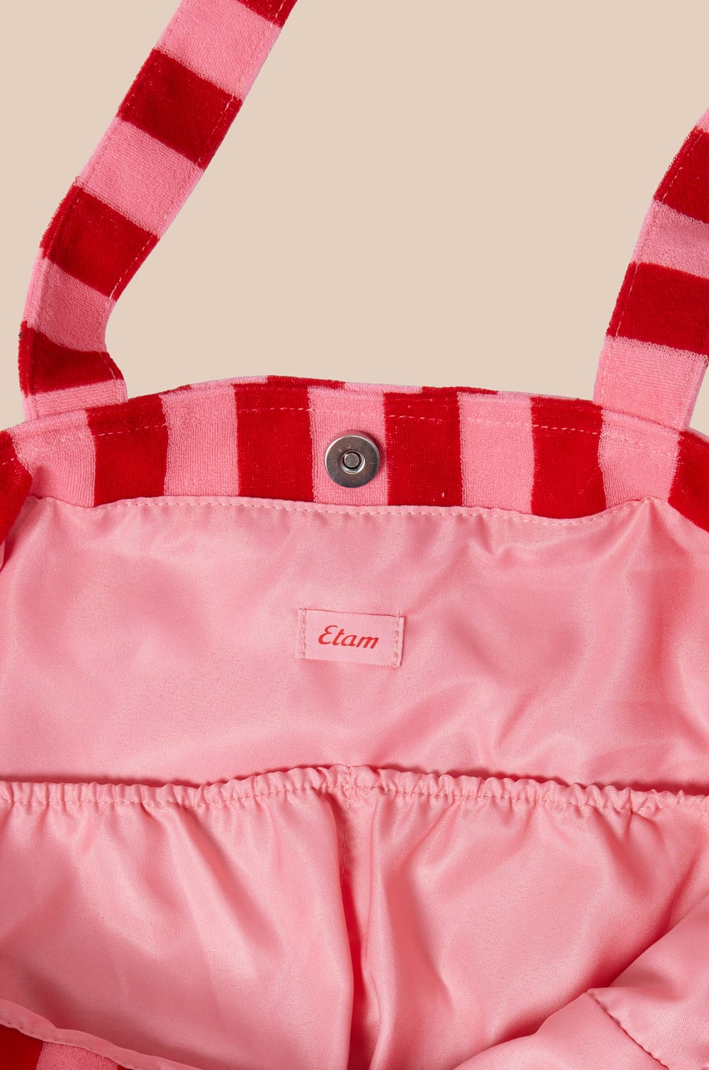 Sac en &eacute;ponge &agrave; rayures;${refinementColor}