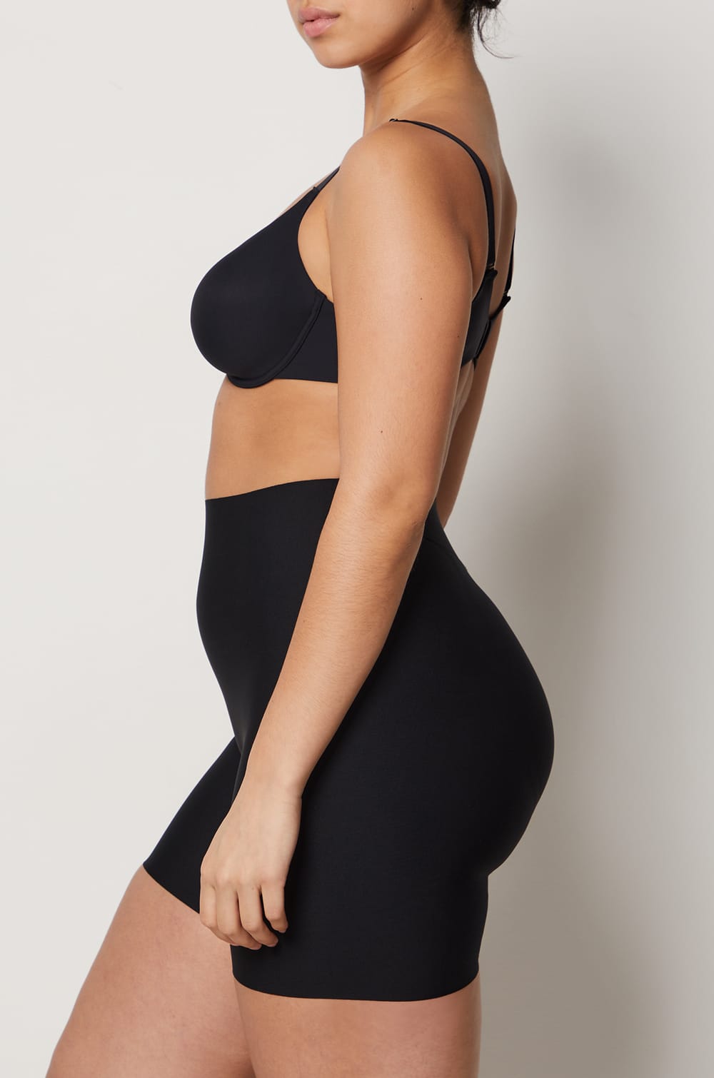 Panty push-up gainant - maintien fort;${refinementColor}