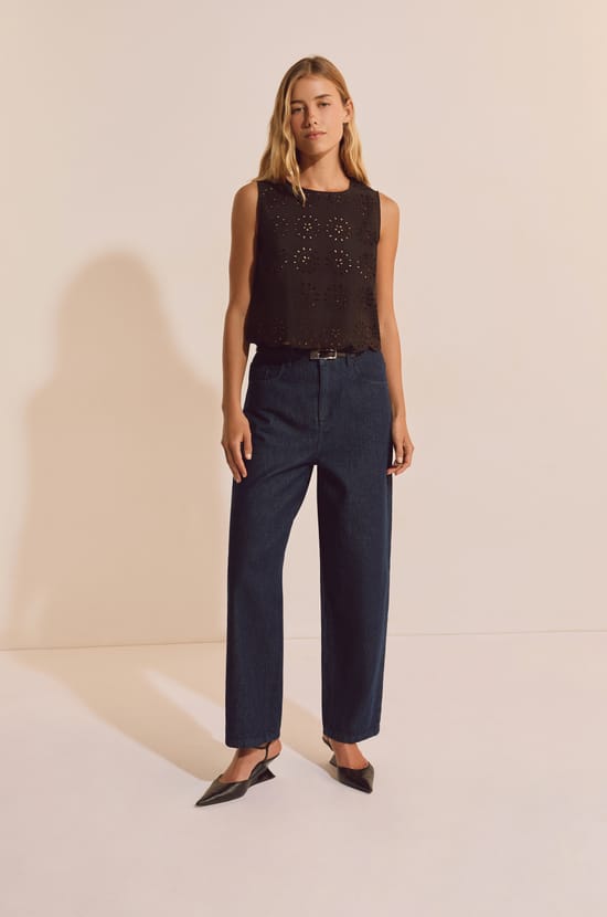 Top avec broderie en coton;${refinementColor}