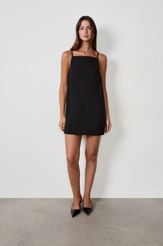 Short dress with thin straps;${refinementColor}