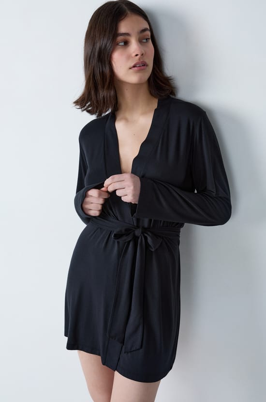 Bata con lazada de modal;${refinementColor}