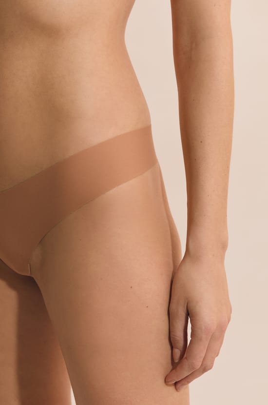Tanga de microfibra;${refinementColor}