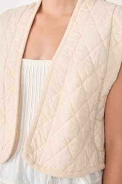 Mouwloos gewatteerd katoenen vest;${refinementColor}