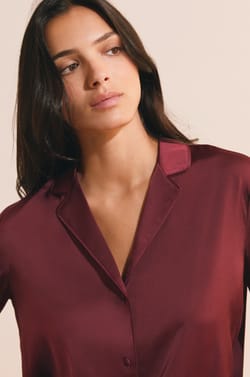 Chemise de pyjama satin&eacute;e;${refinementColor}