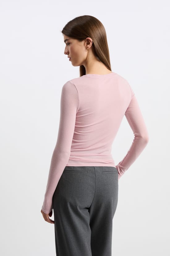 T-shirt col rond avec laine;${refinementColor}