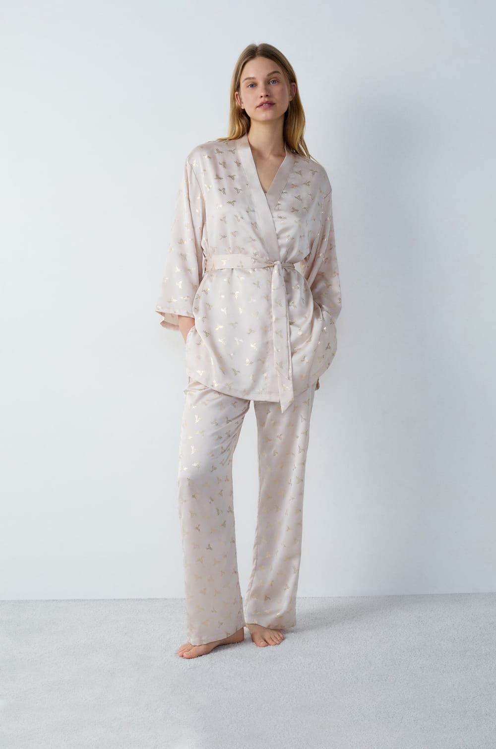 Ensemble 3 pi&egrave;ces de pyjamas satin&eacute; &agrave; motifs;${refinementColor}