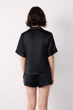 Kurz&auml;rmeliges Pyjama-Hemd aus Seide;${refinementColor}