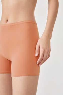Organic cotton stretch cycling shorts;${refinementColor}