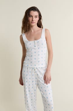 D&eacute;bardeur de pyjama en pointelle;${refinementColor}