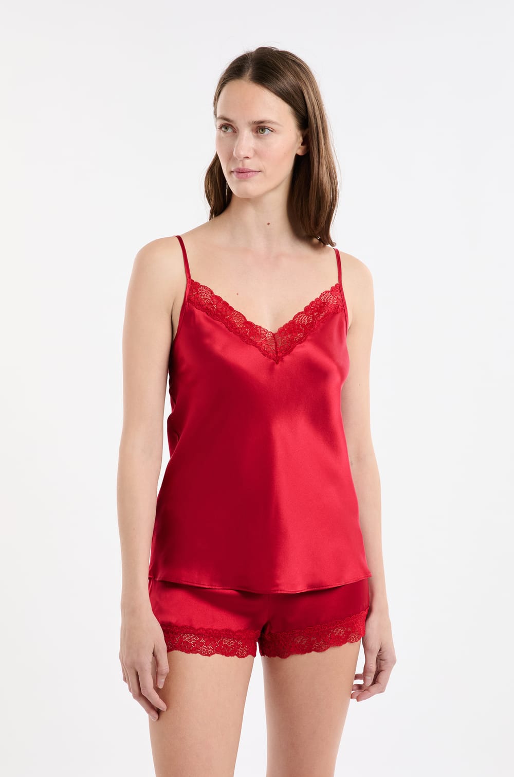 Top de seda con detalles de encaje;${refinementColor}