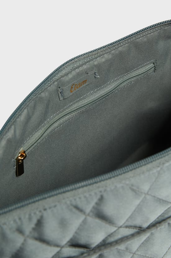 Quilted Pouch;${refinementColor}