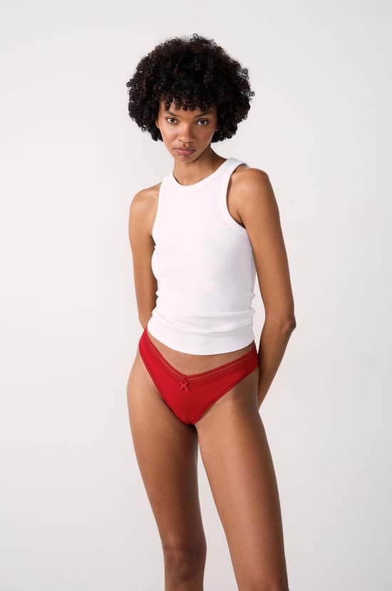 V-shape Tanga in Microfiber and Lace;${refinementColor}