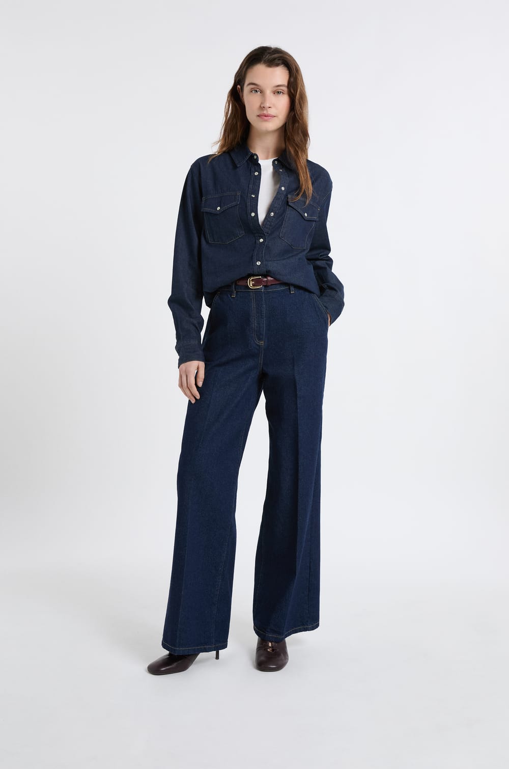 Wide cotton jeans;${refinementColor}