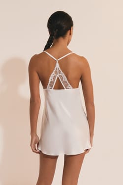 Nuisette satin&eacute;e;${refinementColor}