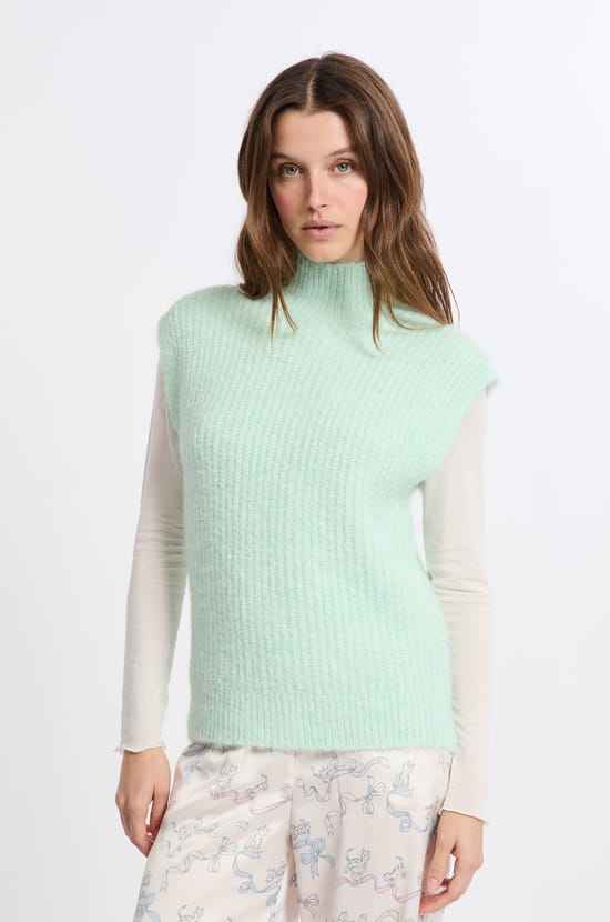 Pull sans manches col montant;${refinementColor}