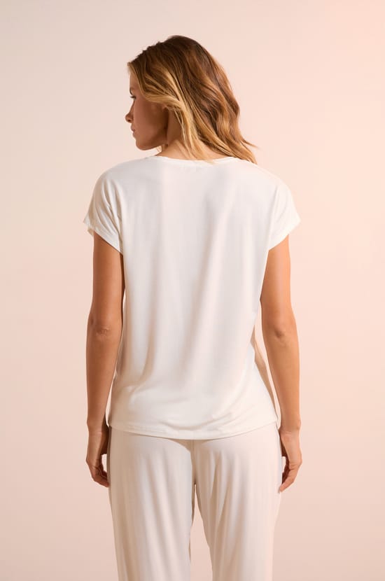 Top de manga corta liso de modal;${refinementColor}