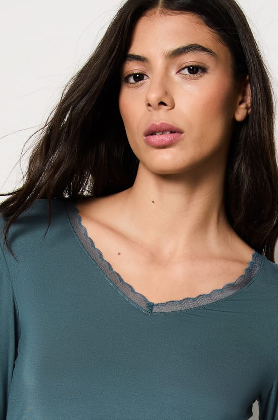 Long-sleeved Thermal Knit T-shirt;${refinementColor}