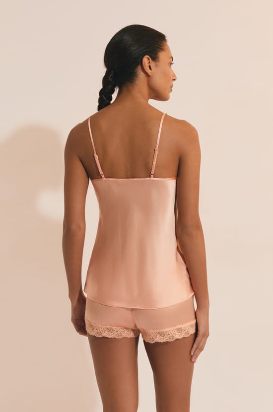 Caraco en soie d&eacute;tails dentelle;${refinementColor}