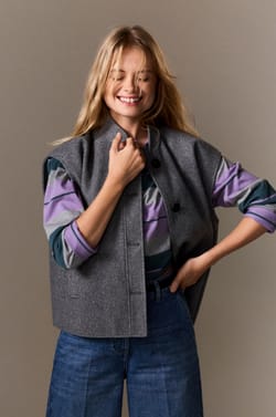 Veste sans manches avec laine;${refinementColor}