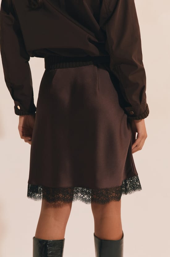 Mid-length skirt with lace details;${refinementColor}