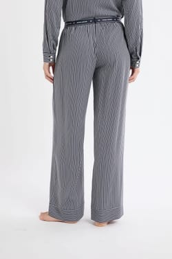 Pantalon de pyjama à rayures et taille élastique;${refinementColor}