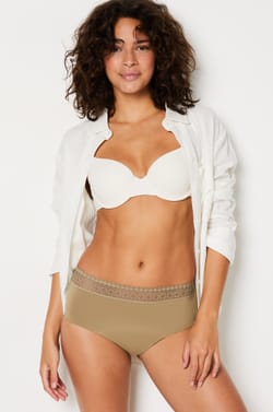 Flux abondant - shorty de règle en coton;${refinementColor}