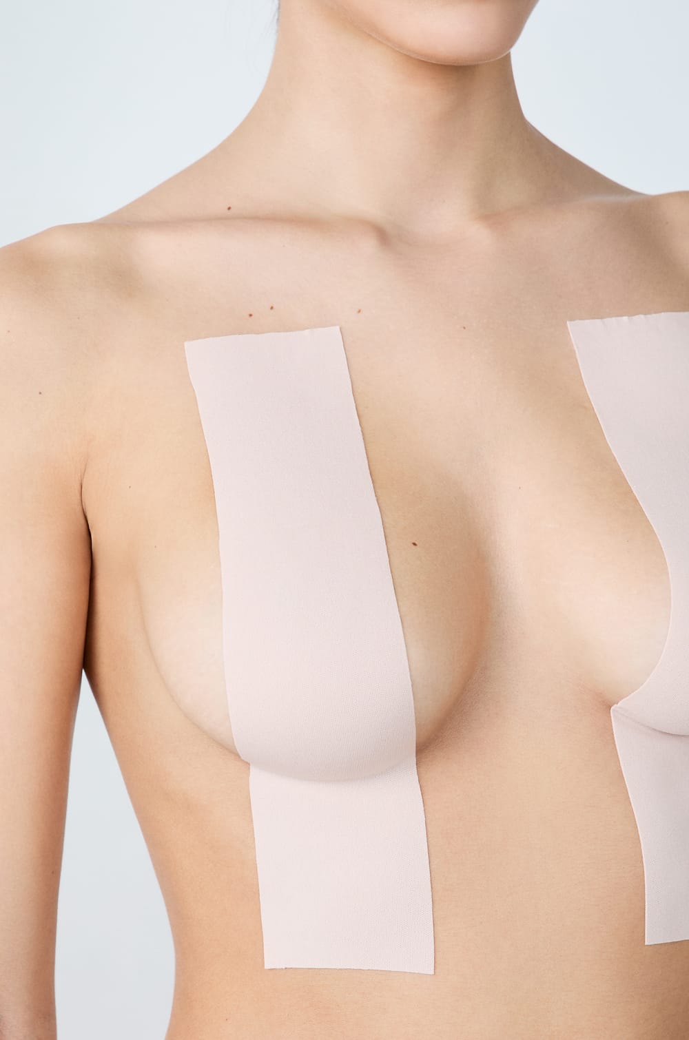 Adhesive Tape;${refinementColor}