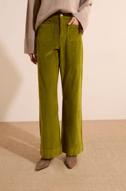 Jean en velours c&ocirc;tel&eacute; avec poche sur le devant;${refinementColor}