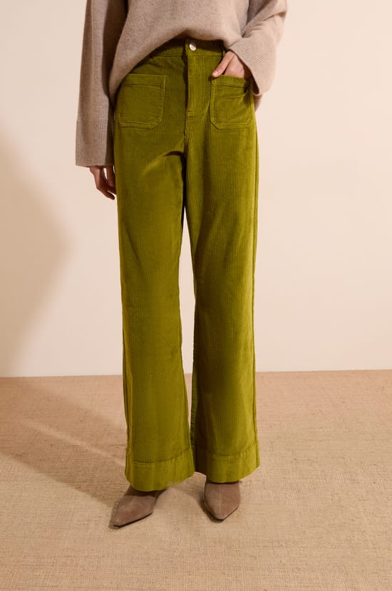 Jean en velours c&ocirc;tel&eacute; avec poche sur le devant;${refinementColor}